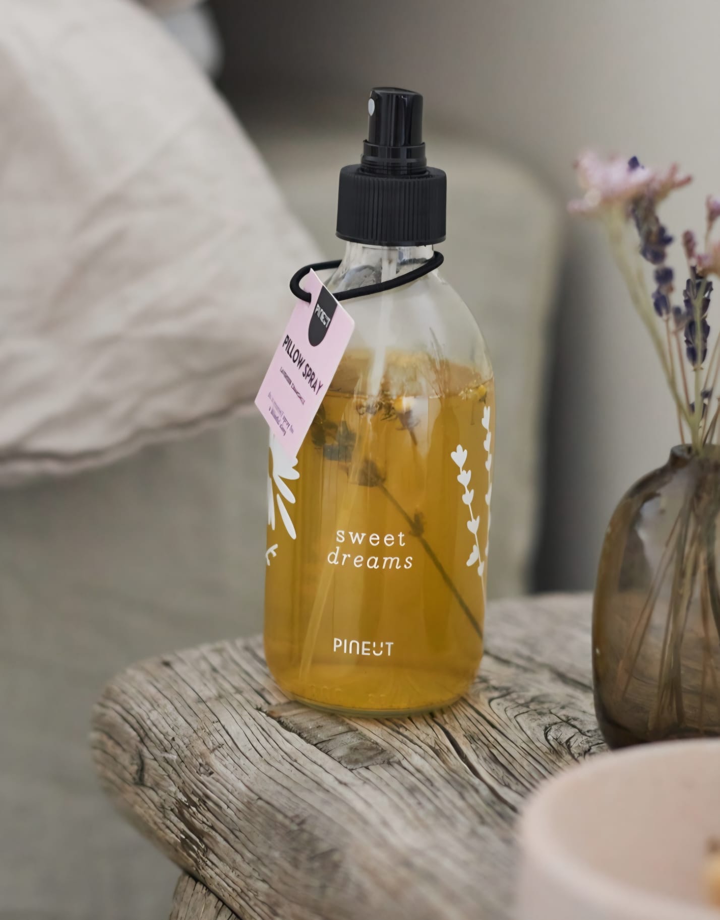 pillowspray op kastje