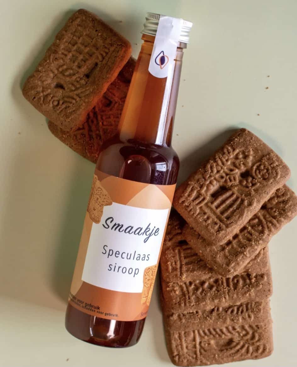 speculaas siroop sfeerfoto met speculaasjes