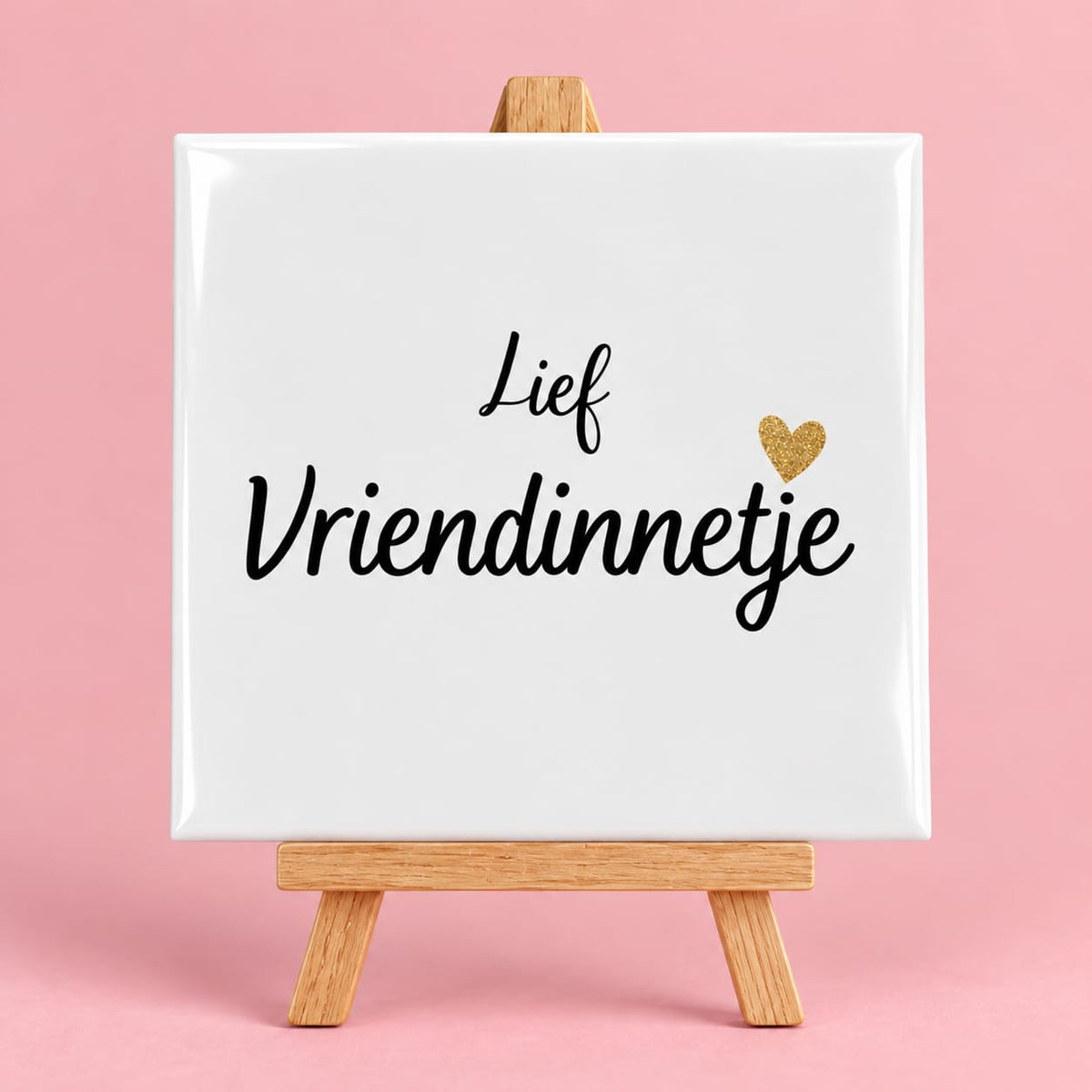 Witte keramieken tegel met de tekst lief vriendinnetje