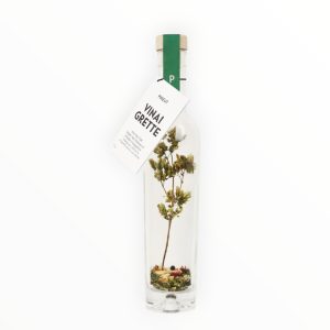 Fles vinaigrette met Italiaanse kruiden – smaakvolle dressing met basilicum, oregano en rozemarijn, perfect voor salades, pasta en cadeaupakketten.